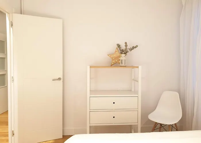 Great Location & 130m2! Guggenheim & Parking *