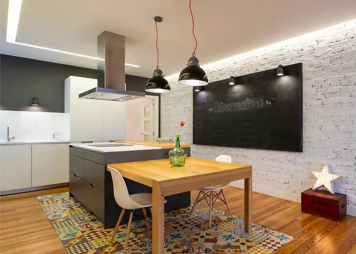 Great Location & 130m2! Guggenheim & Parking Διαμέρισμα